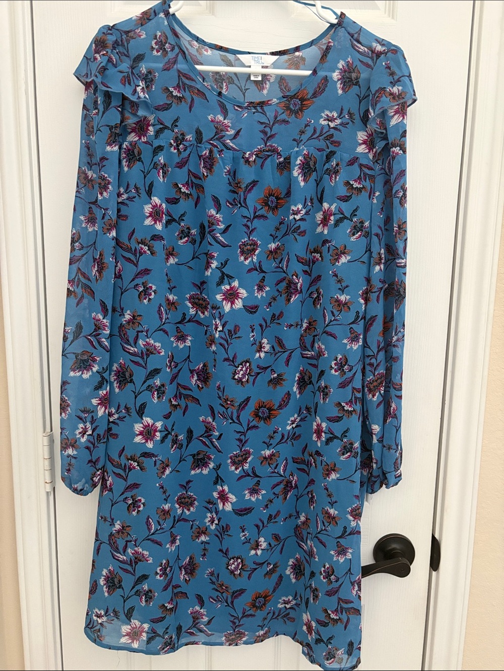 Time and Tru Blue Floral Long-Sleeve Shift Dress